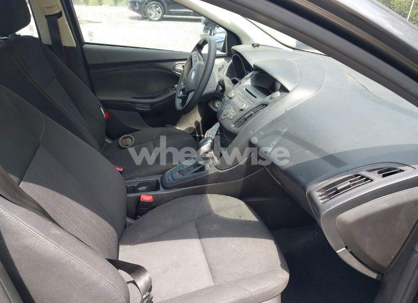 Photo 5 of 2016 Ford Focus S (VIN 1FADP3E26GL376838)