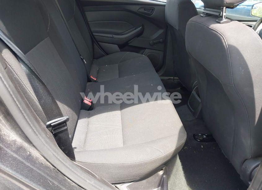 Photo 8 of 2016 Ford Focus S (VIN 1FADP3E26GL376838)