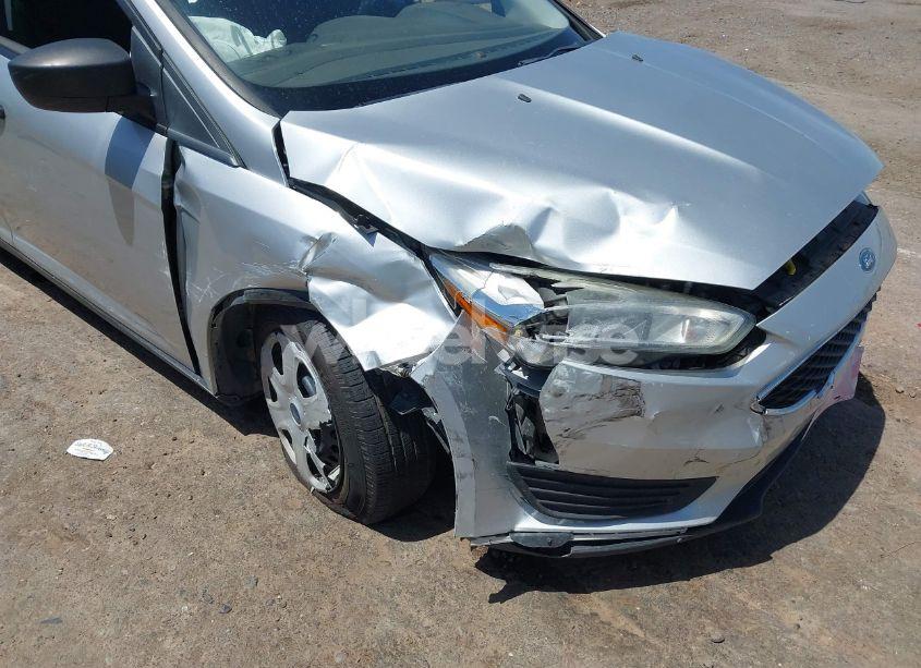 Photo 6 of 2017 Ford Focus S (VIN 1FADP3E26HL235737)