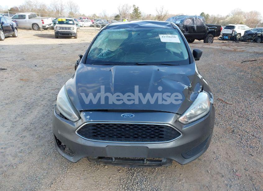 Photo 12 of 2017 Ford Focus S (VIN 1FADP3E26HL242610)