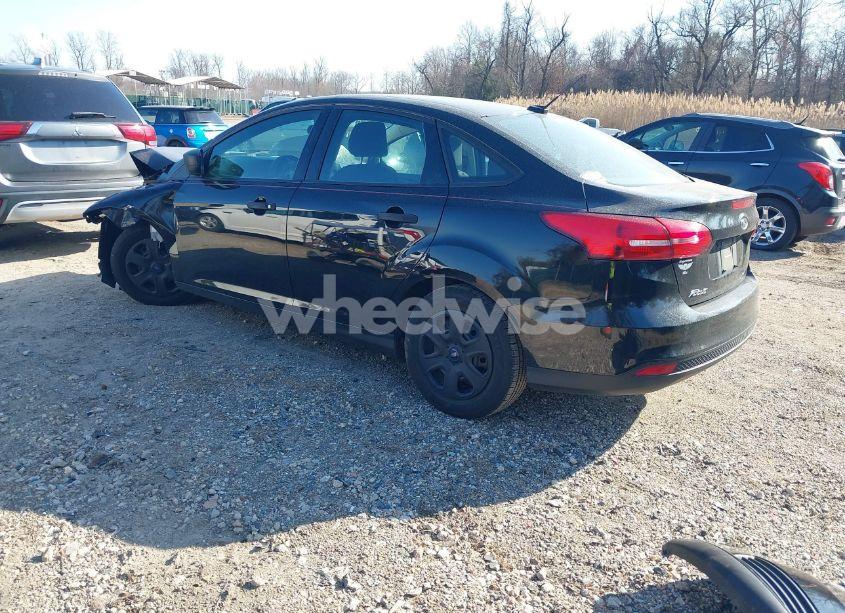 Photo 3 of 2017 Ford Focus S (VIN 1FADP3E26HL338947)