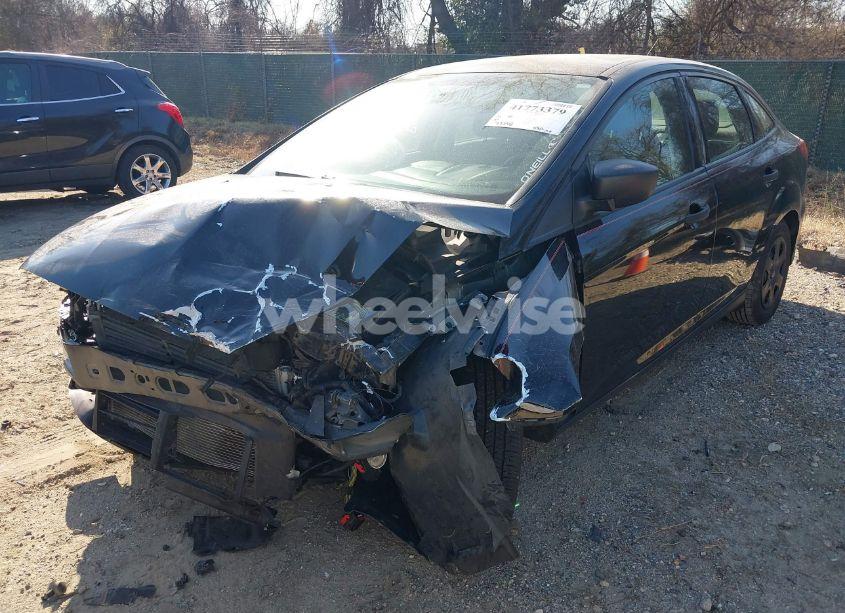 Photo 6 of 2017 Ford Focus S (VIN 1FADP3E26HL338947)