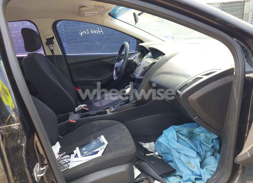 Photo 5 of 2018 Ford Focus S (VIN 1FADP3E26JL269148)