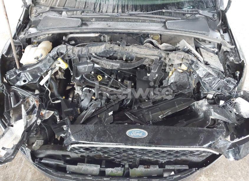 Photo 10 of 2018 Ford Focus S (VIN 1FADP3E26JL302732)