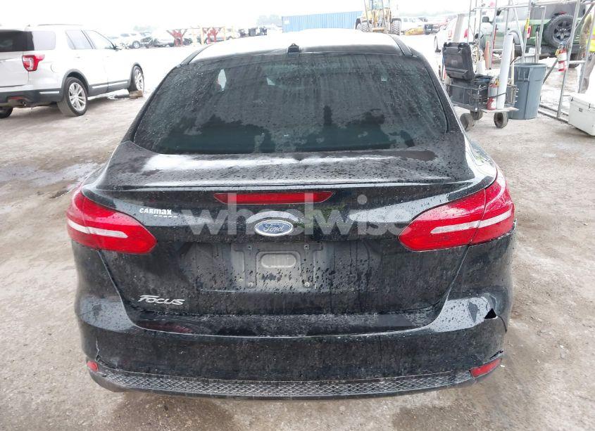 Photo 15 of 2018 Ford Focus S (VIN 1FADP3E26JL302732)