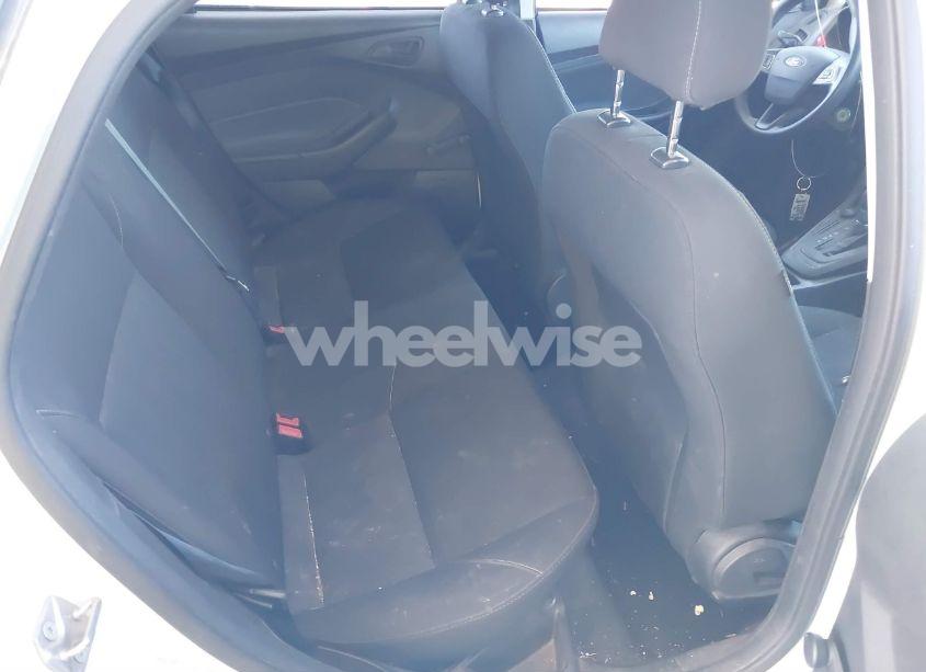 Photo 8 of 2018 Ford Focus S (VIN 1FADP3E26JL311964)