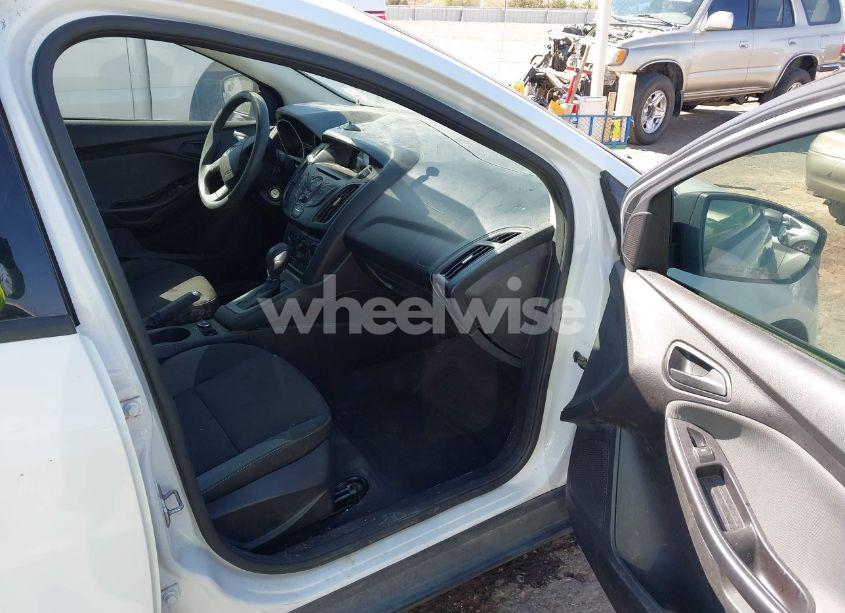 Photo 5 of 2013 Ford Focus S (VIN 1FADP3E27DL200618)