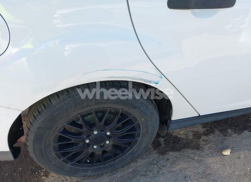 Photo 6 of 2013 Ford Focus S (VIN 1FADP3E27DL200618)