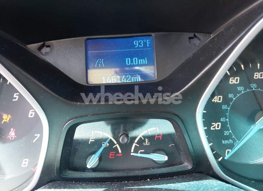 Photo 16 of 2014 Ford Focus S (VIN 1FADP3E27EL183689)