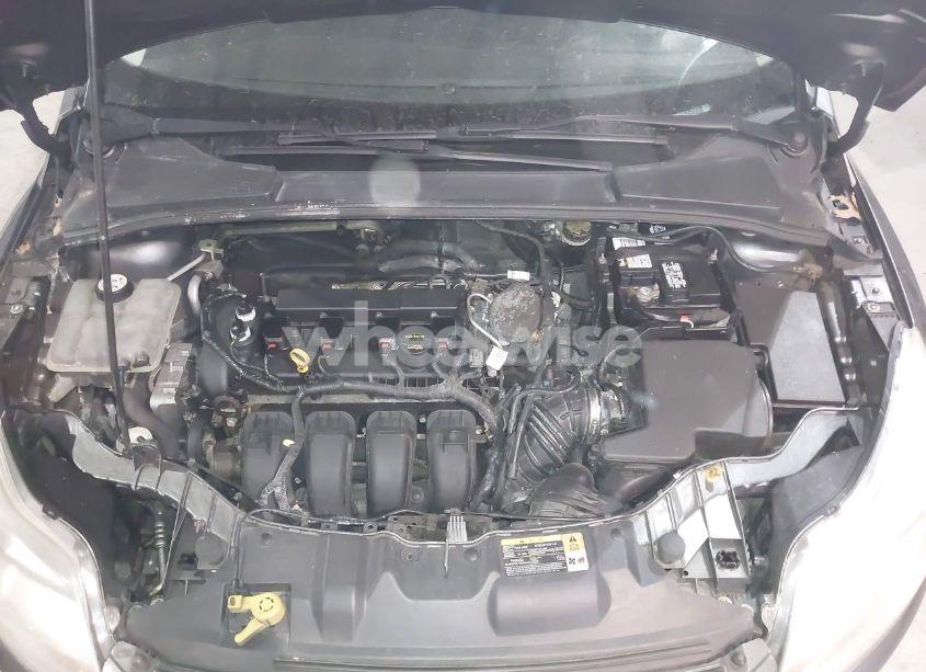 Photo 10 of 2014 Ford Focus S (VIN 1FADP3E27EL215413)