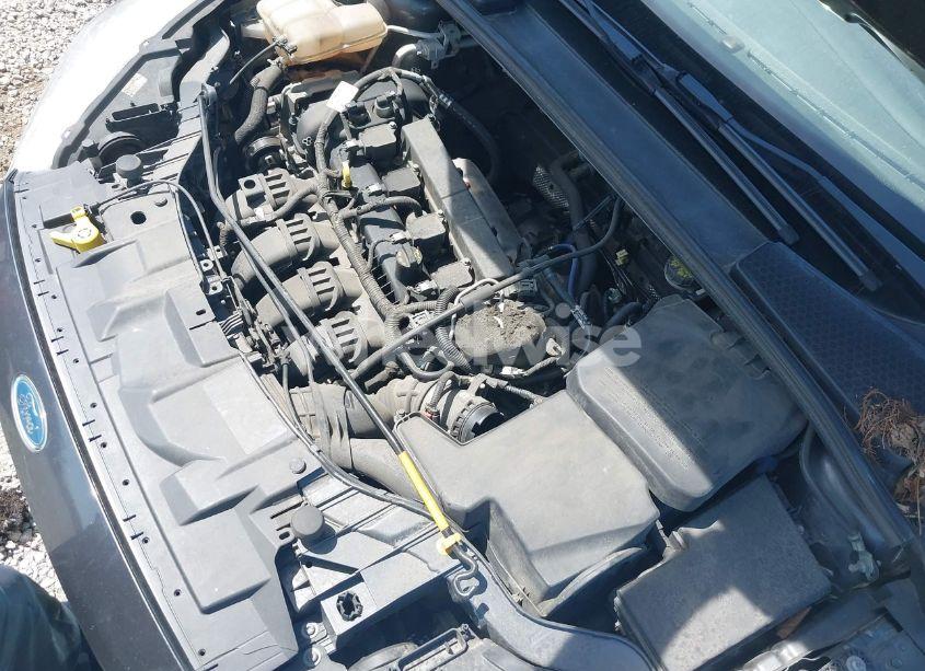 Photo 10 of 2015 Ford Focus S (VIN 1FADP3E27FL204784)