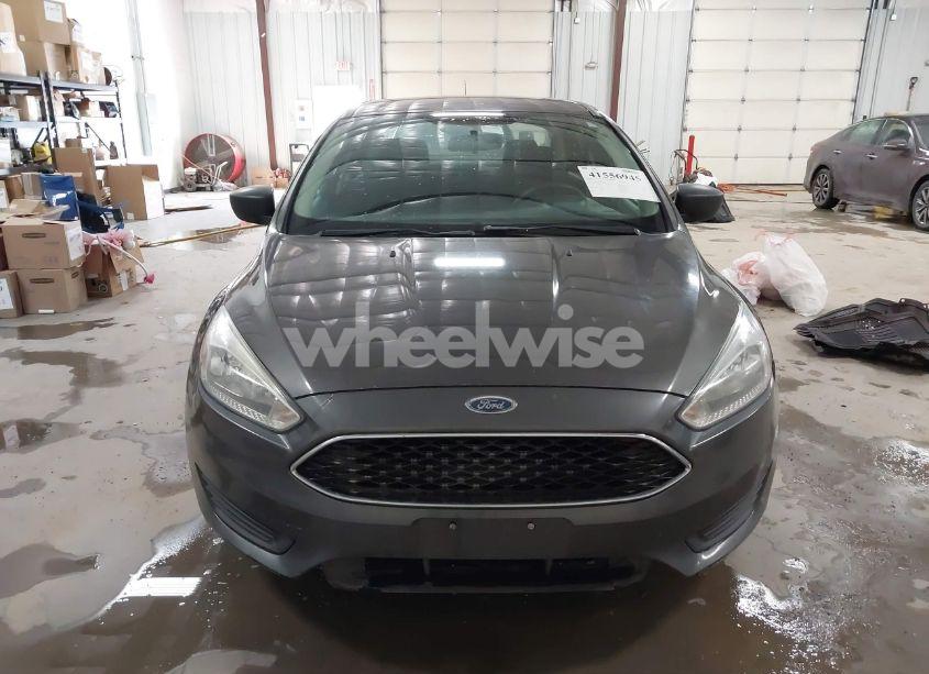 Photo 13 of 2015 Ford Focus S (VIN 1FADP3E27FL313990)