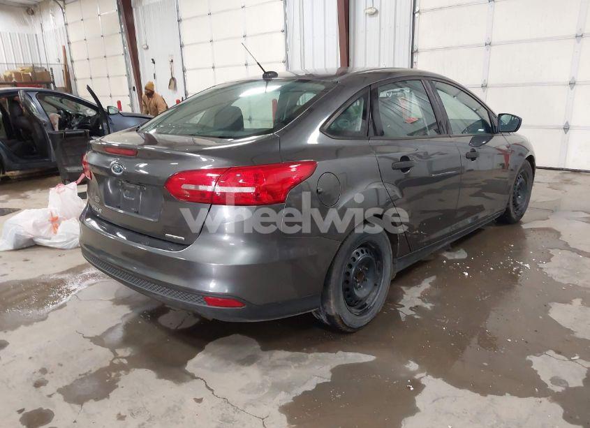 Photo 4 of 2015 Ford Focus S (VIN 1FADP3E27FL313990)