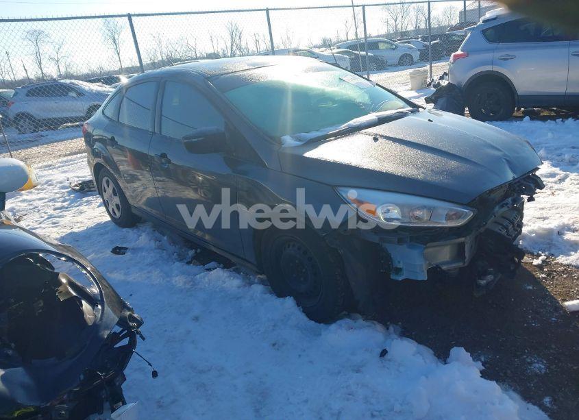 Photo 14 of 2016 Ford Focus S (VIN 1FADP3E27GL248883)