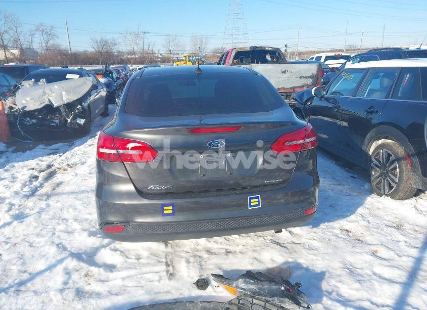 Photo 17 of 2016 Ford Focus S (VIN 1FADP3E27GL248883)
