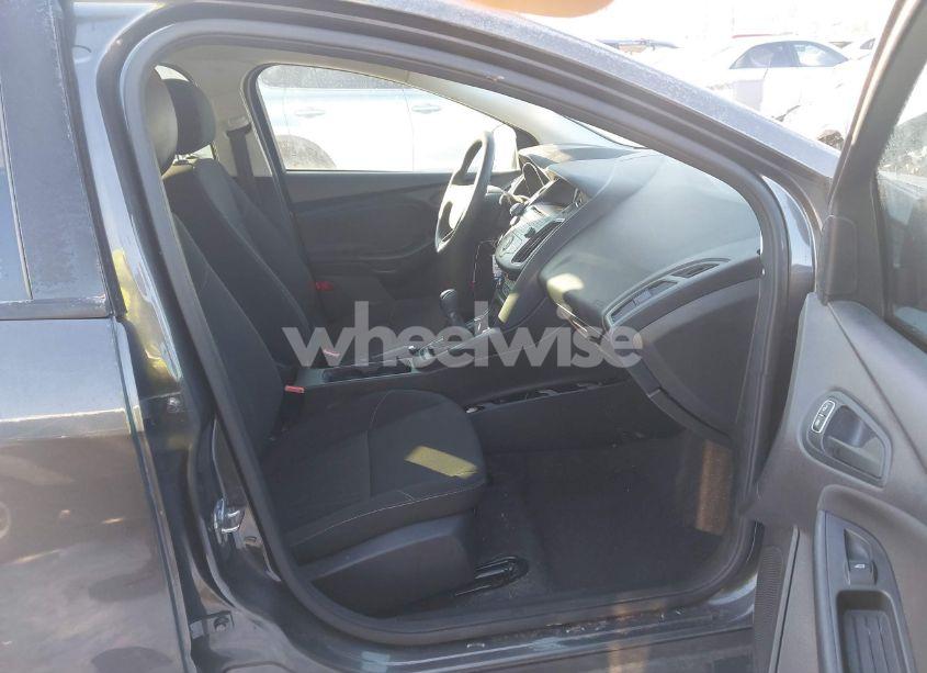 Photo 5 of 2016 Ford Focus S (VIN 1FADP3E27GL248883)