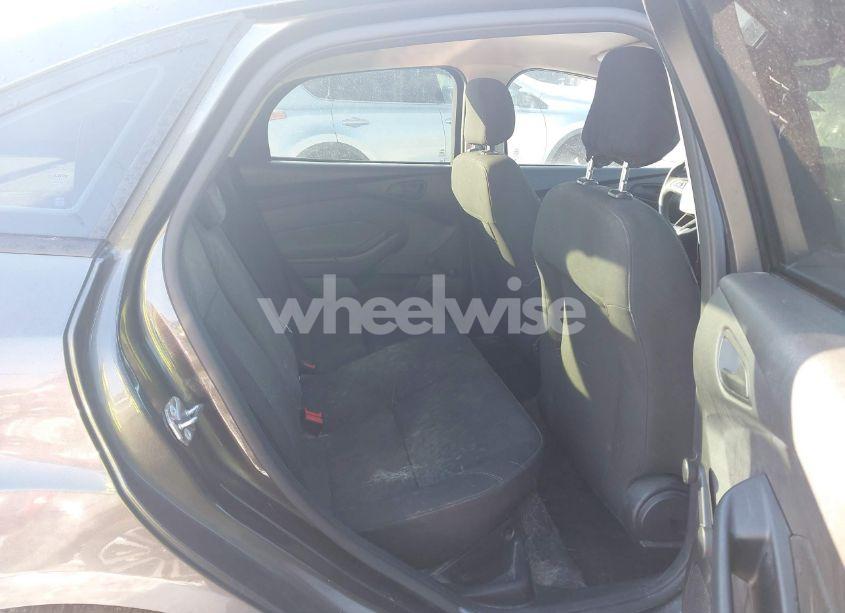 Photo 8 of 2016 Ford Focus S (VIN 1FADP3E27GL248883)