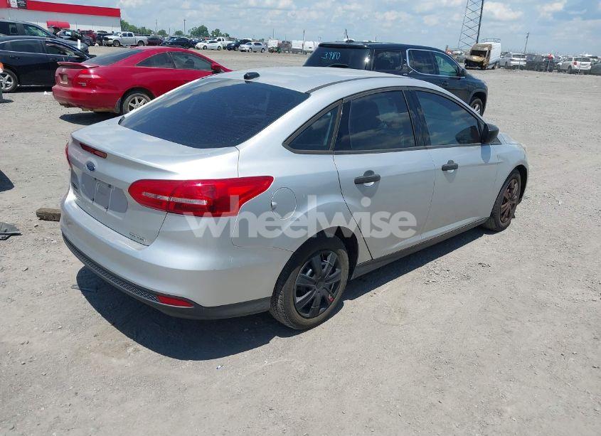 Photo 4 of 2016 Ford Focus S (VIN 1FADP3E27GL266221)