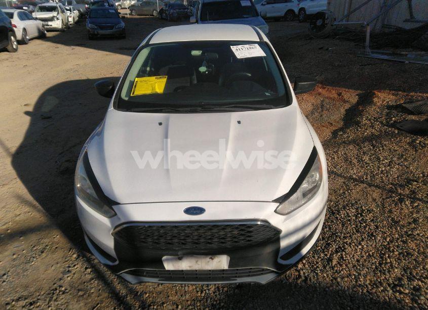 Photo 12 of 2016 Ford Focus S (VIN 1FADP3E27GL266493)