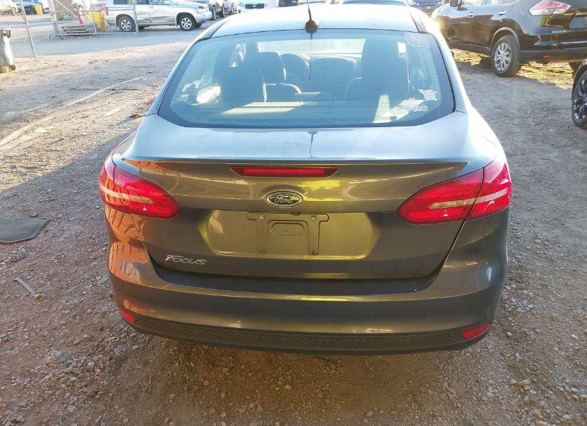 Photo 17 of 2017 Ford Focus S (VIN 1FADP3E27HL214296)