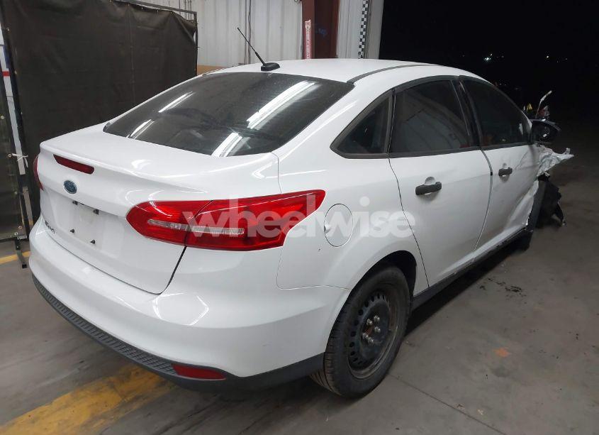 Photo 4 of 2017 Ford Focus S (VIN 1FADP3E27HL230613)