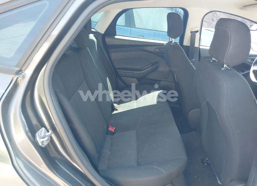 Photo 8 of 2017 Ford Focus S (VIN 1FADP3E27HL348287)