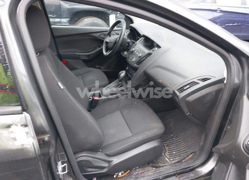 Photo 5 of 2018 Ford Focus S (VIN 1FADP3E27JL215177)