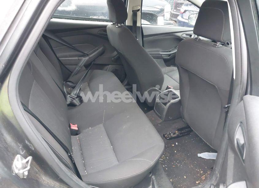 Photo 8 of 2018 Ford Focus S (VIN 1FADP3E27JL215177)