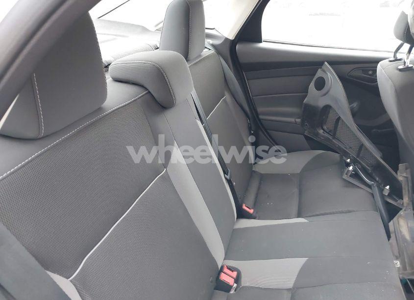 Photo 8 of 2013 Ford Focus S (VIN 1FADP3E28DL277787)