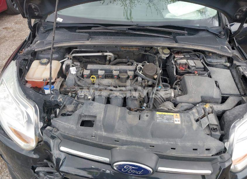 Photo 10 of 2014 Ford Focus S (VIN 1FADP3E28EL216831)