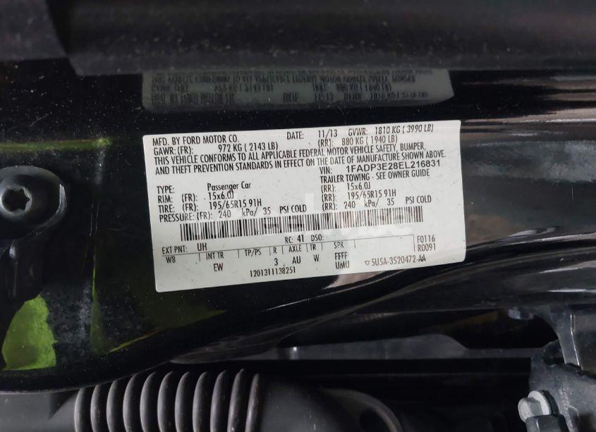 Photo 9 of 2014 Ford Focus S (VIN 1FADP3E28EL216831)