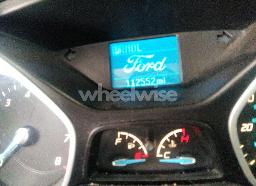 Photo 15 of 2014 Ford Focus S (VIN 1FADP3E28EL439323)