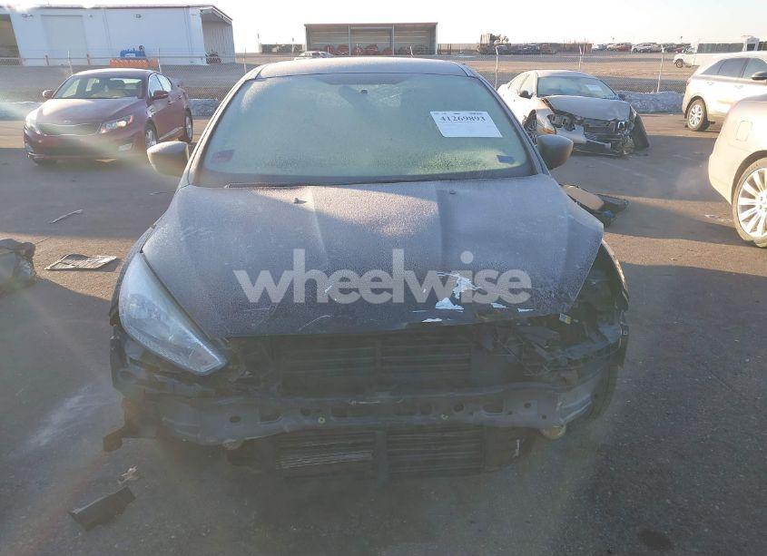 Photo 12 of 2015 Ford Focus S (VIN 1FADP3E28FL346299)