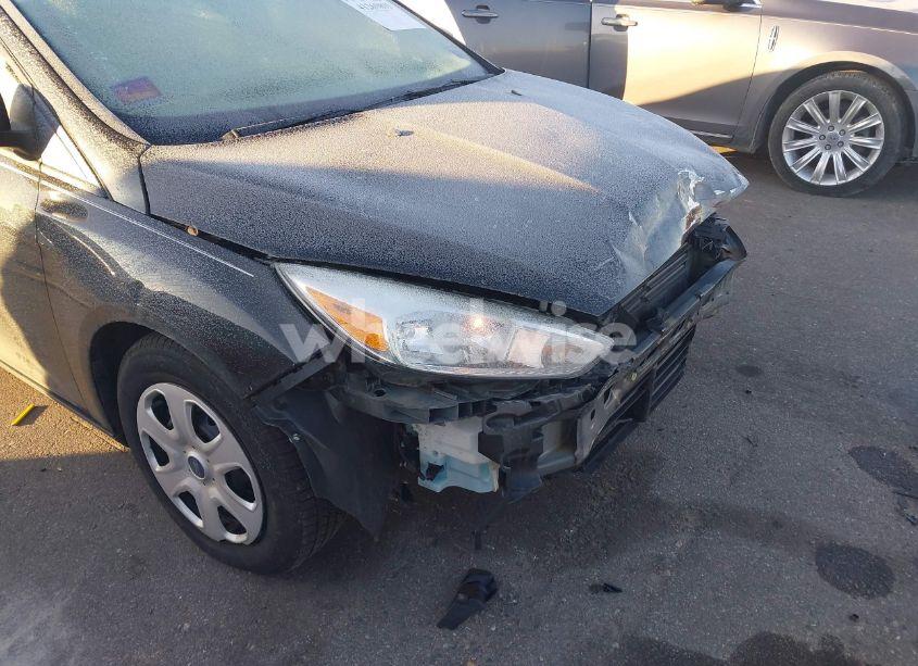 Photo 6 of 2015 Ford Focus S (VIN 1FADP3E28FL346299)