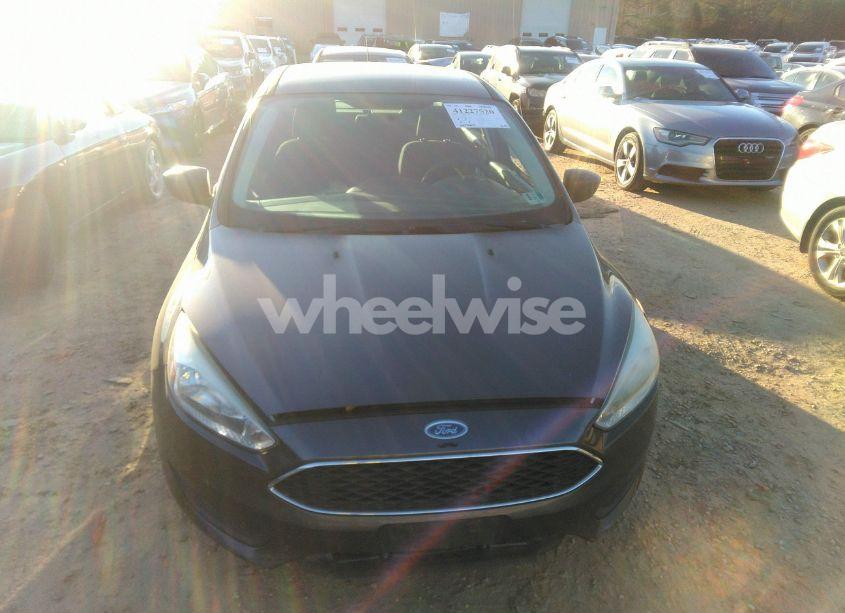 Photo 12 of 2016 Ford Focus S (VIN 1FADP3E28GL228447)