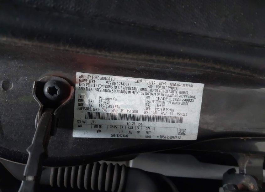 Photo 9 of 2016 Ford Focus S (VIN 1FADP3E28GL249623)