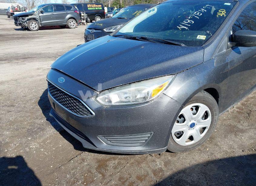 Photo 6 of 2016 Ford Focus S (VIN 1FADP3E28GL374167)
