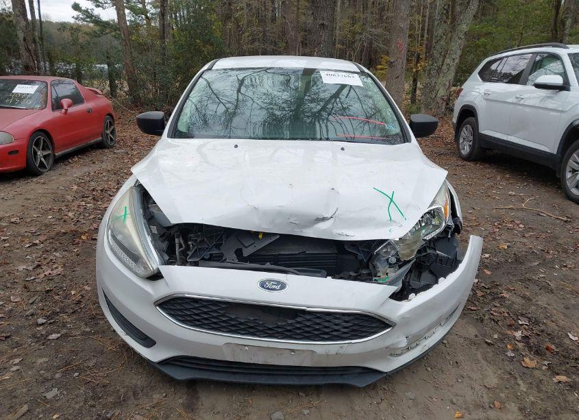 Photo 6 of 2017 Ford Focus S (VIN 1FADP3E28HL227283)