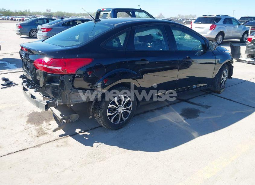 Photo 4 of 2017 Ford Focus S (VIN 1FADP3E28HL318702)