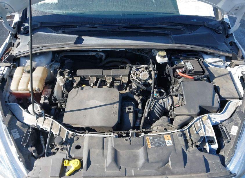 Photo 10 of 2018 Ford Focus S (VIN 1FADP3E28JL260595)