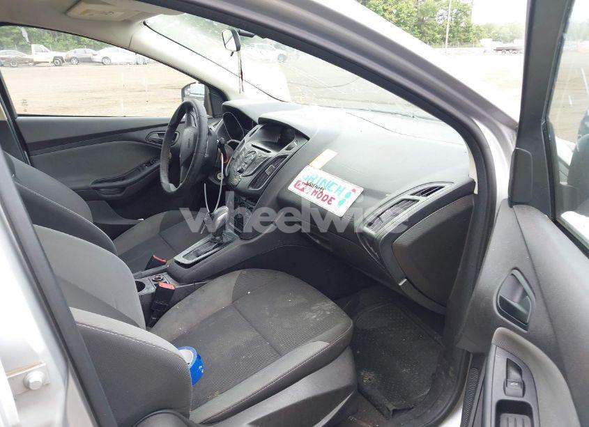 Photo 5 of 2013 Ford Focus S (VIN 1FADP3E29DL118812)