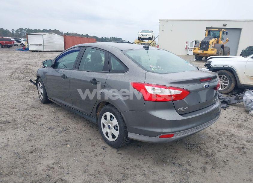 Photo 3 of 2013 Ford Focus S (VIN 1FADP3E29DL317844)