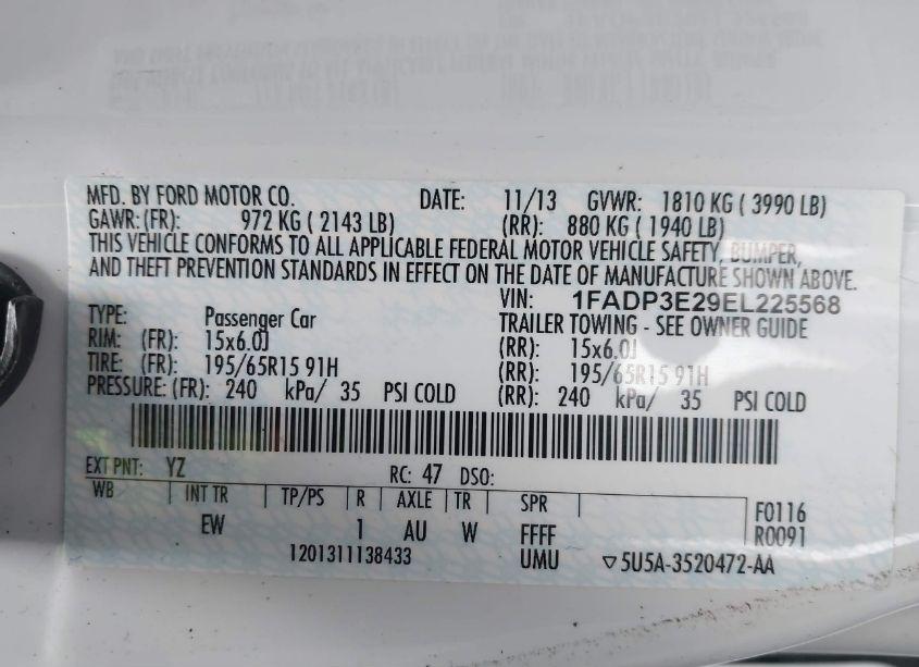 Photo 9 of 2014 Ford Focus S (VIN 1FADP3E29EL225568)