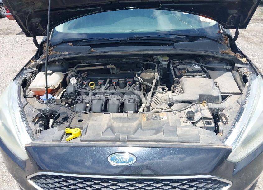 Photo 10 of 2015 Ford Focus S (VIN 1FADP3E29FL210652)