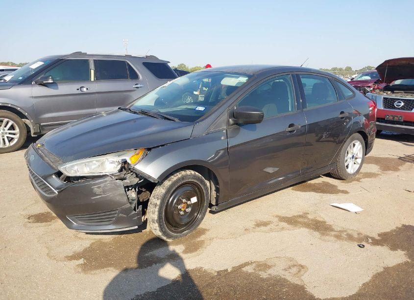 Photo 2 of 2015 Ford Focus S (VIN 1FADP3E29FL232358)