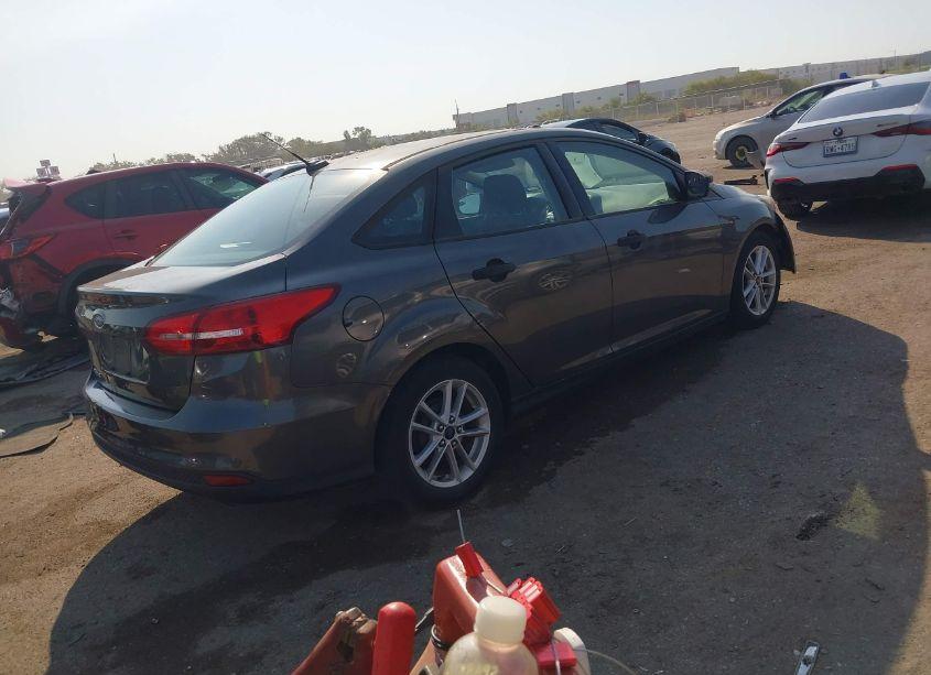 Photo 4 of 2015 Ford Focus S (VIN 1FADP3E29FL232358)