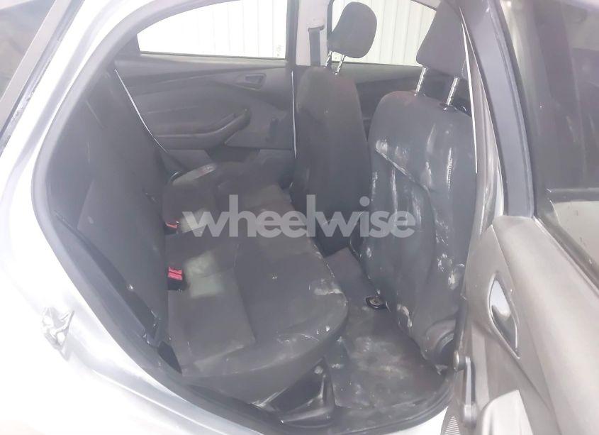 Photo 8 of 2015 Ford Focus S (VIN 1FADP3E29FL382180)