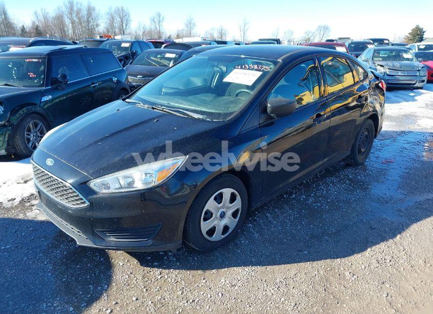 Photo 2 of 2017 Ford Focus S (VIN 1FADP3E29HL229074)