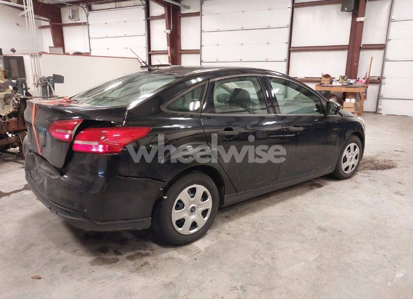 Photo 4 of 2017 Ford Focus S (VIN 1FADP3E29HL229074)