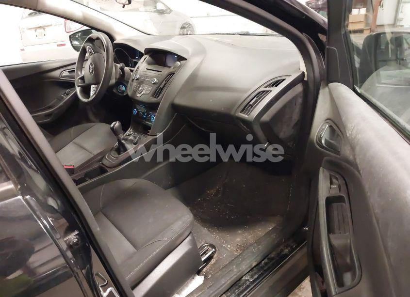 Photo 5 of 2017 Ford Focus S (VIN 1FADP3E29HL229074)